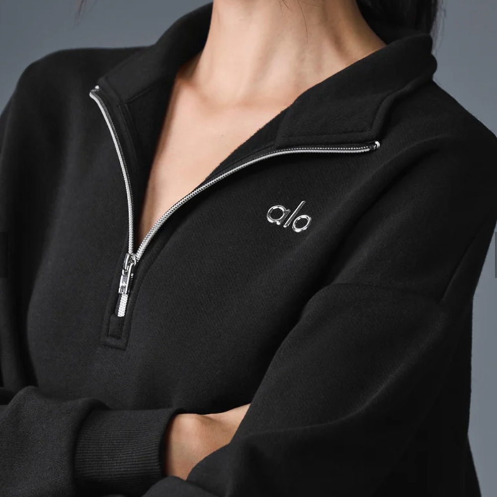 ALO PULL OVER AND SWEATS 2 PIECE SET